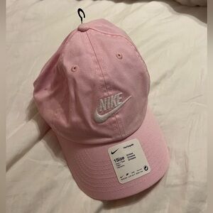 Nike Heritage 86 Hat Pink